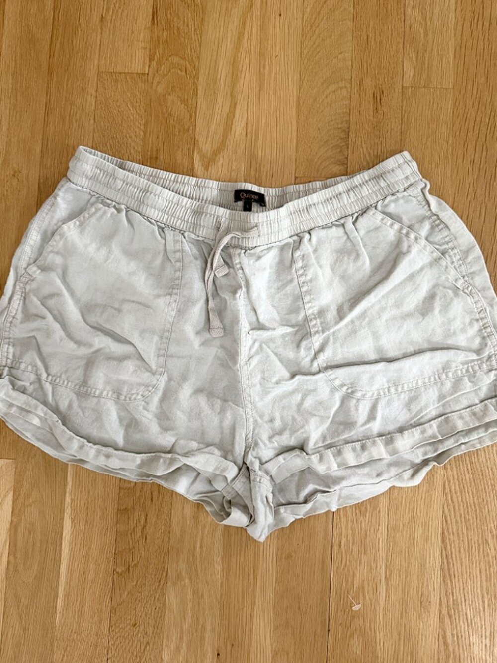 Quince Linen Shorts - Oatmeal (Beige / Tan) / Large - Picture 2 of 4